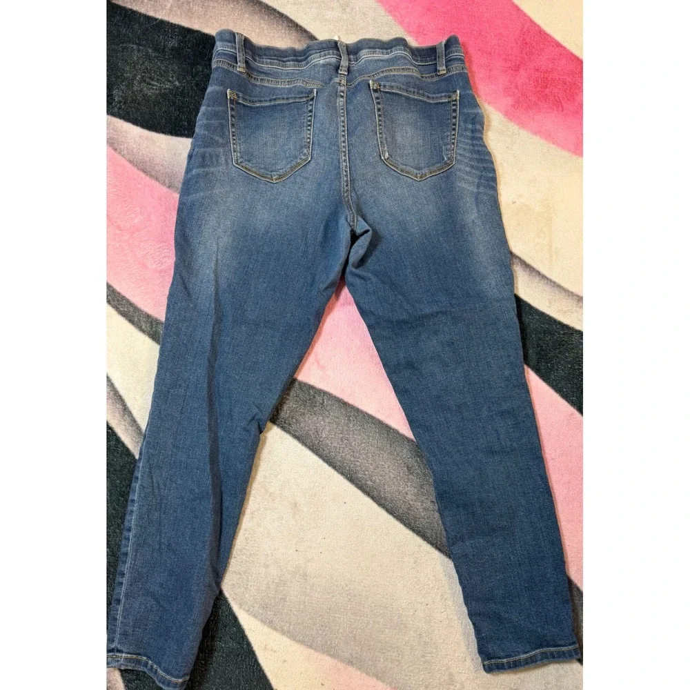 Liz Lange Maternity Target Ankle Skinny Jeans Medium Wash Distressed Size M
